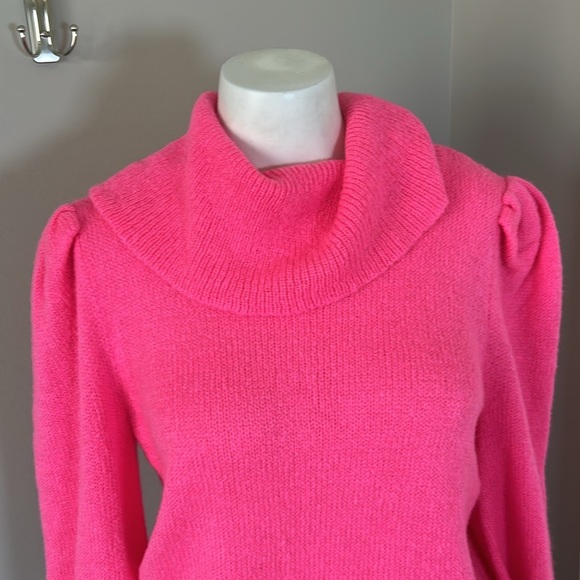 Lilly Pulitzer COURTLAND SWEATER Pink Topaz Puff Sleeve Cowl Neck Sz S - Picture 3 of 13